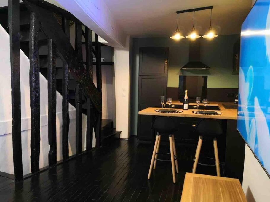 Loveroom La Parenthese D 'Auxerre Zewnętrze zdjęcie
